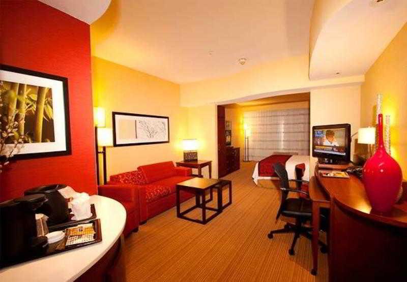 คอร์ตยาร์ด วิคเตอร์วิลล์ เฮสเพอเรีย Hotel เฮสเปอเรีย ห้อง รูปภาพ